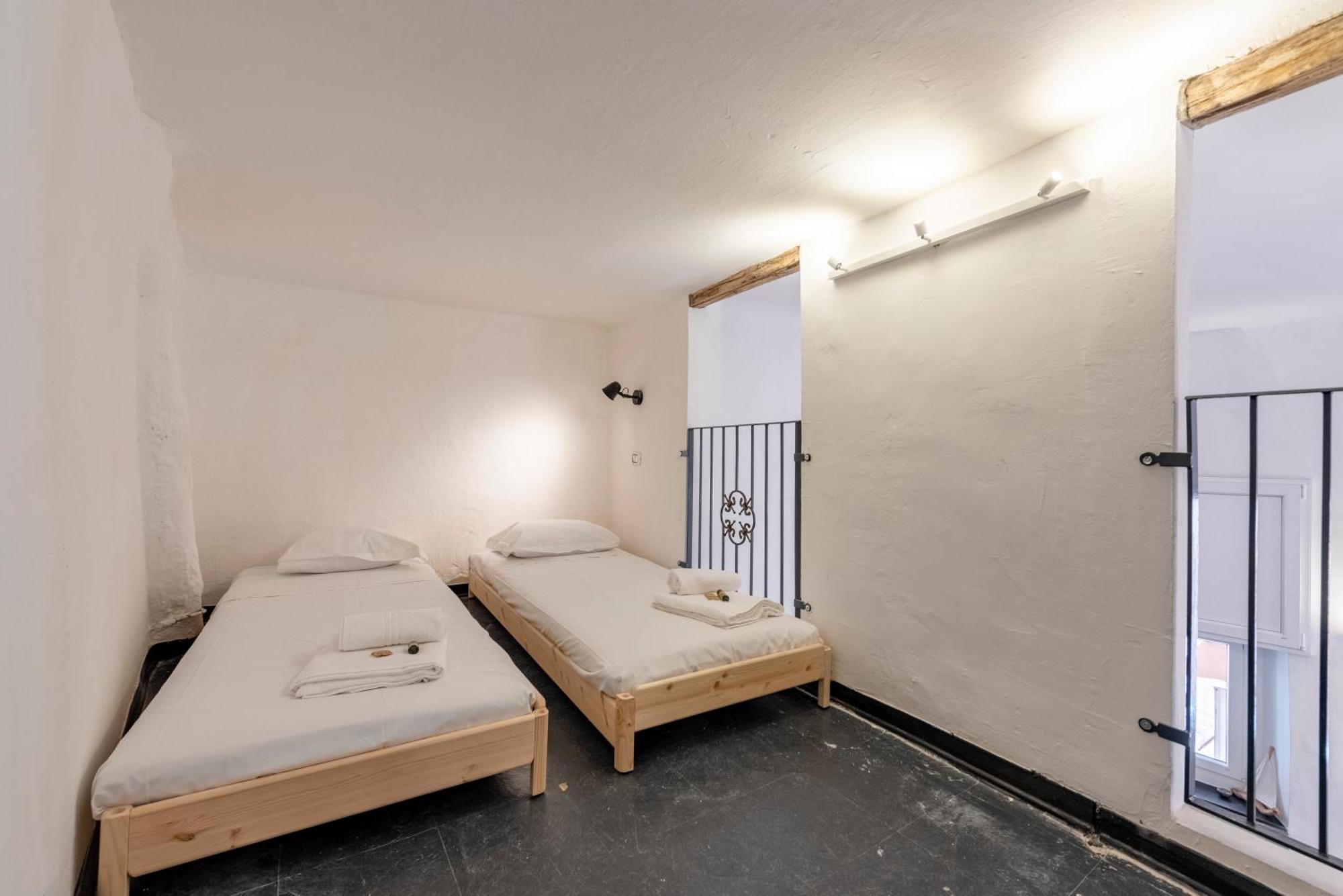 Joivy Excellent 2-bed Flat In Genoa's Old Town Apartment Genua