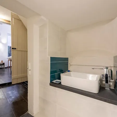 Joivy Excellent 2-Bed Flat In Genoa'S Old Town Apartment Exterior photo