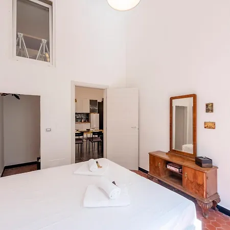 Joivy Excellent 2-Bed Flat In Genoa'S Old Town Apartment Exterior photo